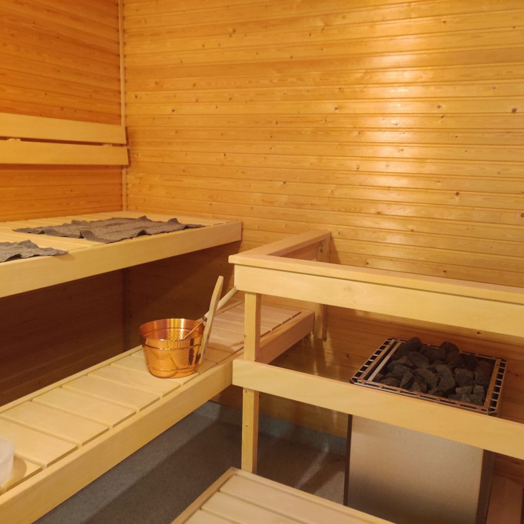Kesäkuun aukioloajat ja lenkkisauna + fatbiketarjous! 2 Sauna Rokualla